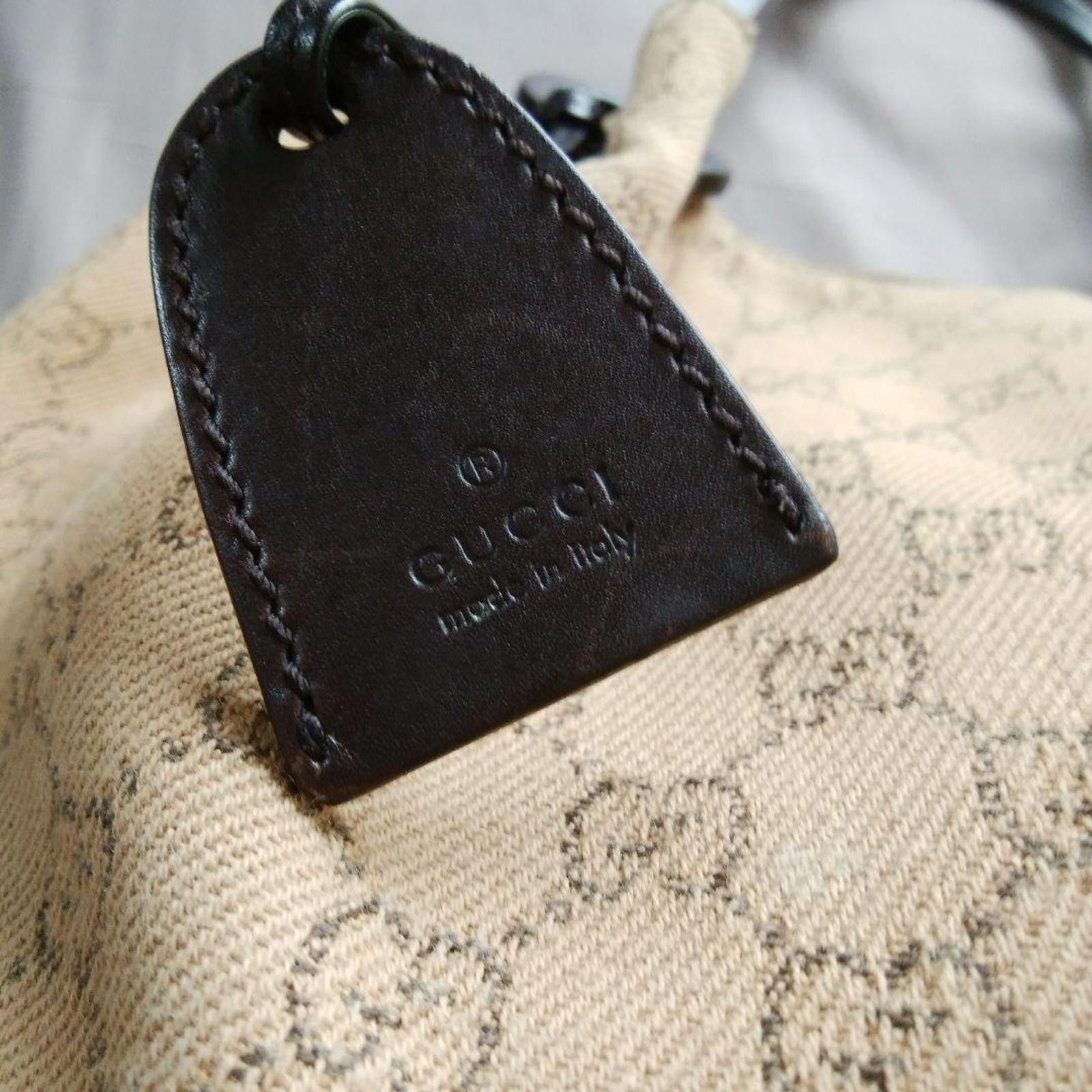 Gucci Gucci - Beige Monogram Canvas Tote Bag with Black Leather Tr Size ONE SIZE - 4 Thumbnail