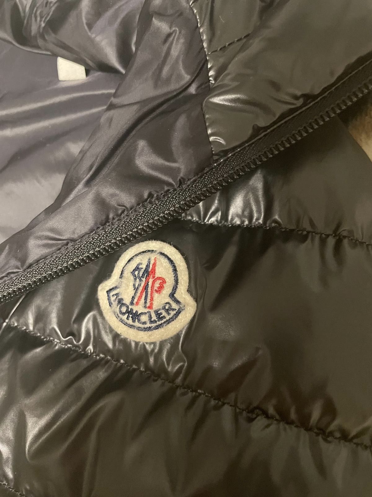 Moncler Moncler Akaishi Puffer Vest Size US M / EU 48-50 / 2 - 2 Thumbnail
