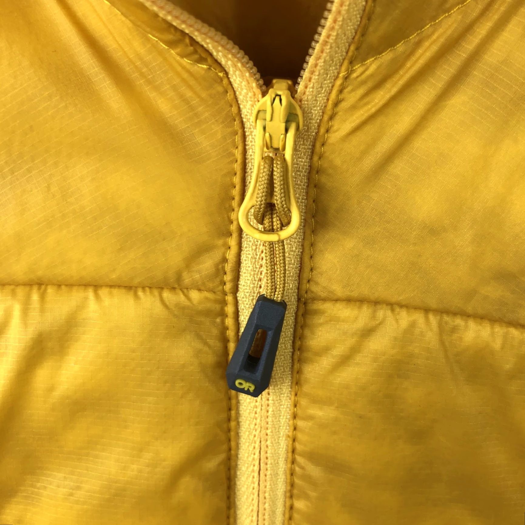 Outdoor Research Outdoor Research SuperStrand LT Vest Mens 2XL Yellow Quilted Insulated Puffer Size US XXL / EU 58 / 5 - 6 Thumbnail