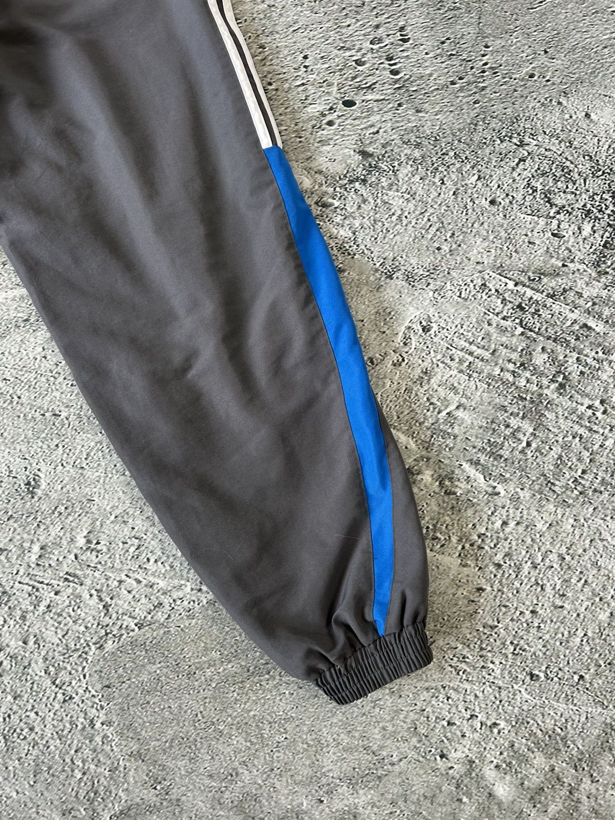 Adidas Adidas track suit vintage grey nylon track pants drill Size US M / EU 48-50 / 2 - 18 Thumbnail