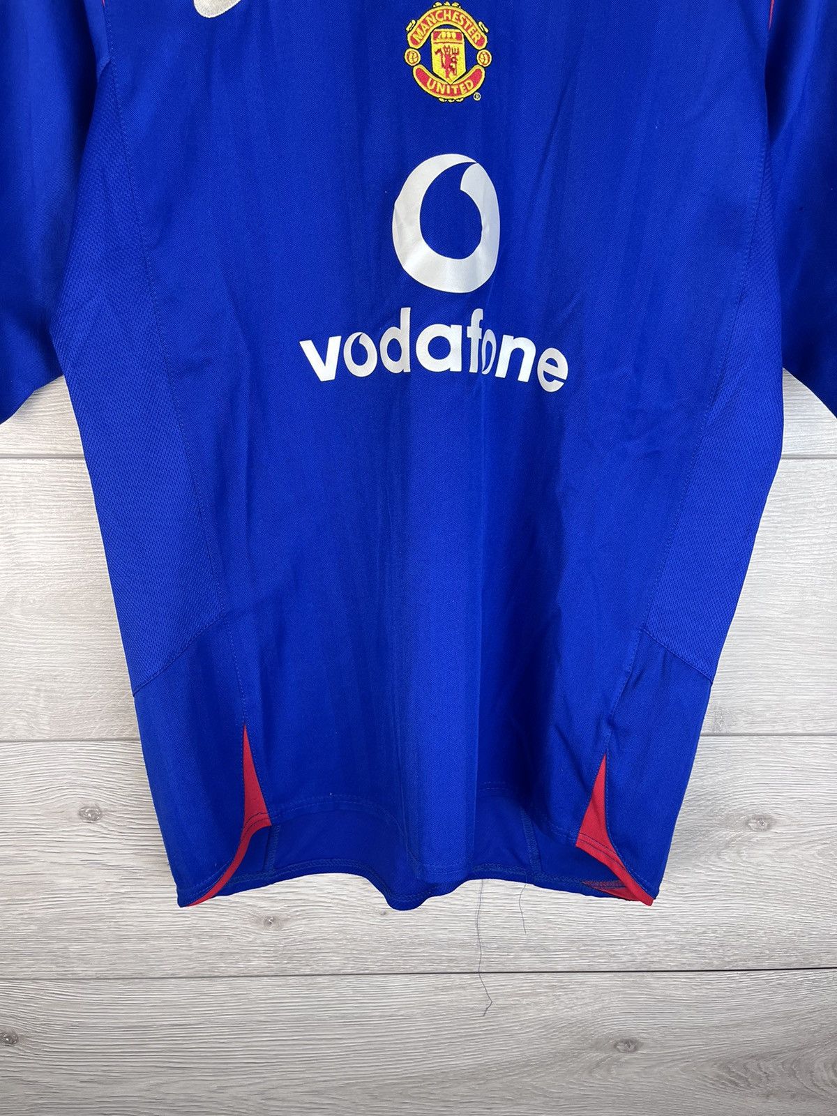 Nike Vintage Jersey Nike Manchester United Vodafone 2004/05 Size US S / EU 44-46 / 1 - 4 Thumbnail