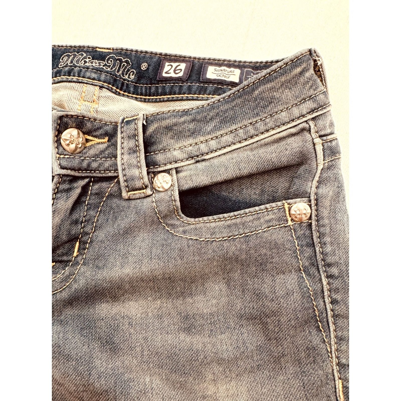 Miss Me Miss Me Jeans 26 Signature Skinny Embellished Studded Embroidered Denim 5-Pocket Regular Rise Low Vintage No Womens Jeans Size 26" / US 2 / IT 38 - 3 Thumbnail
