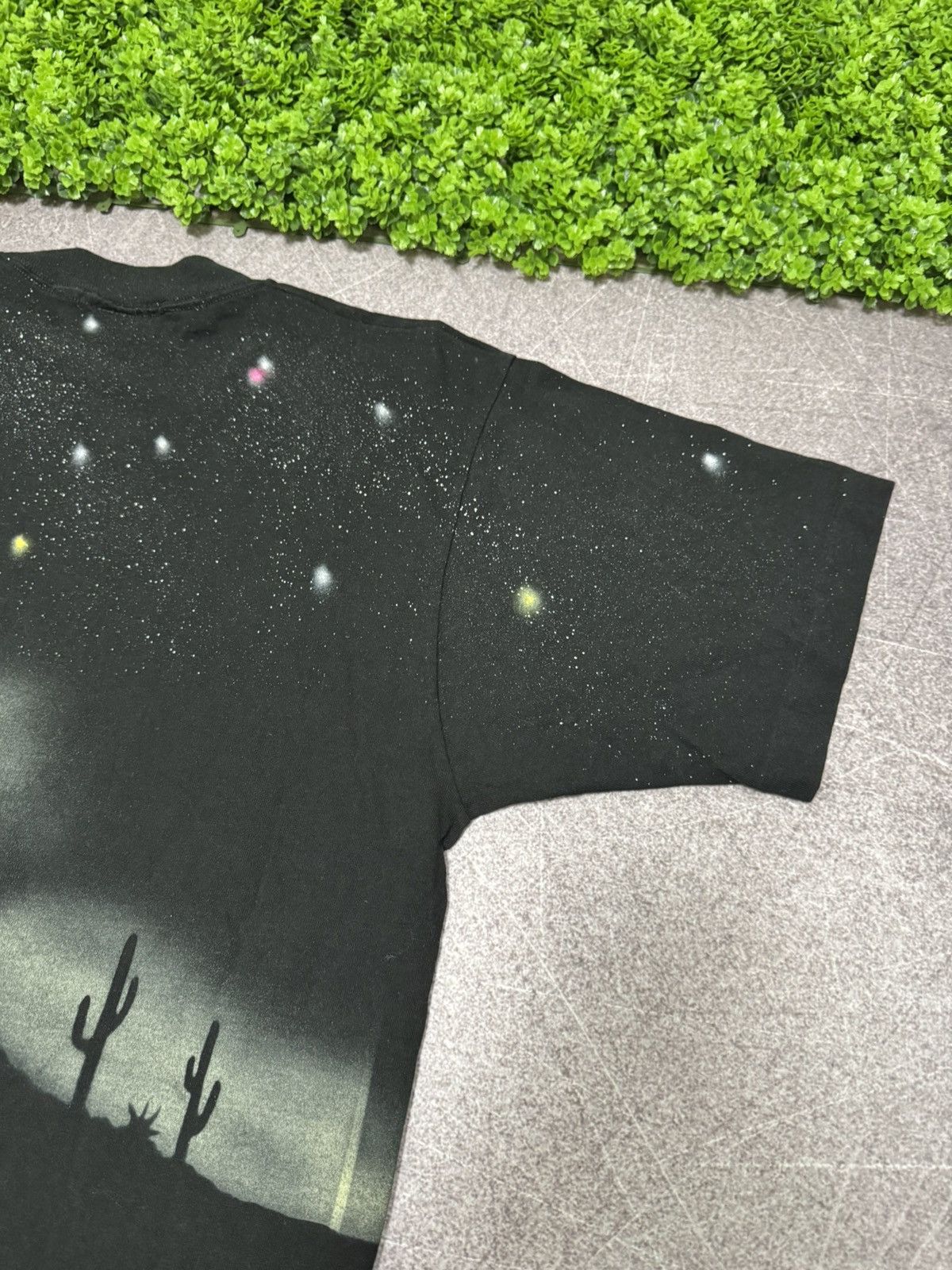 Vintage Vintage Space Cowboy Moon Over Print T Shirt Graphic Print Size US L / EU 52-54 / 3 - 15 Thumbnail