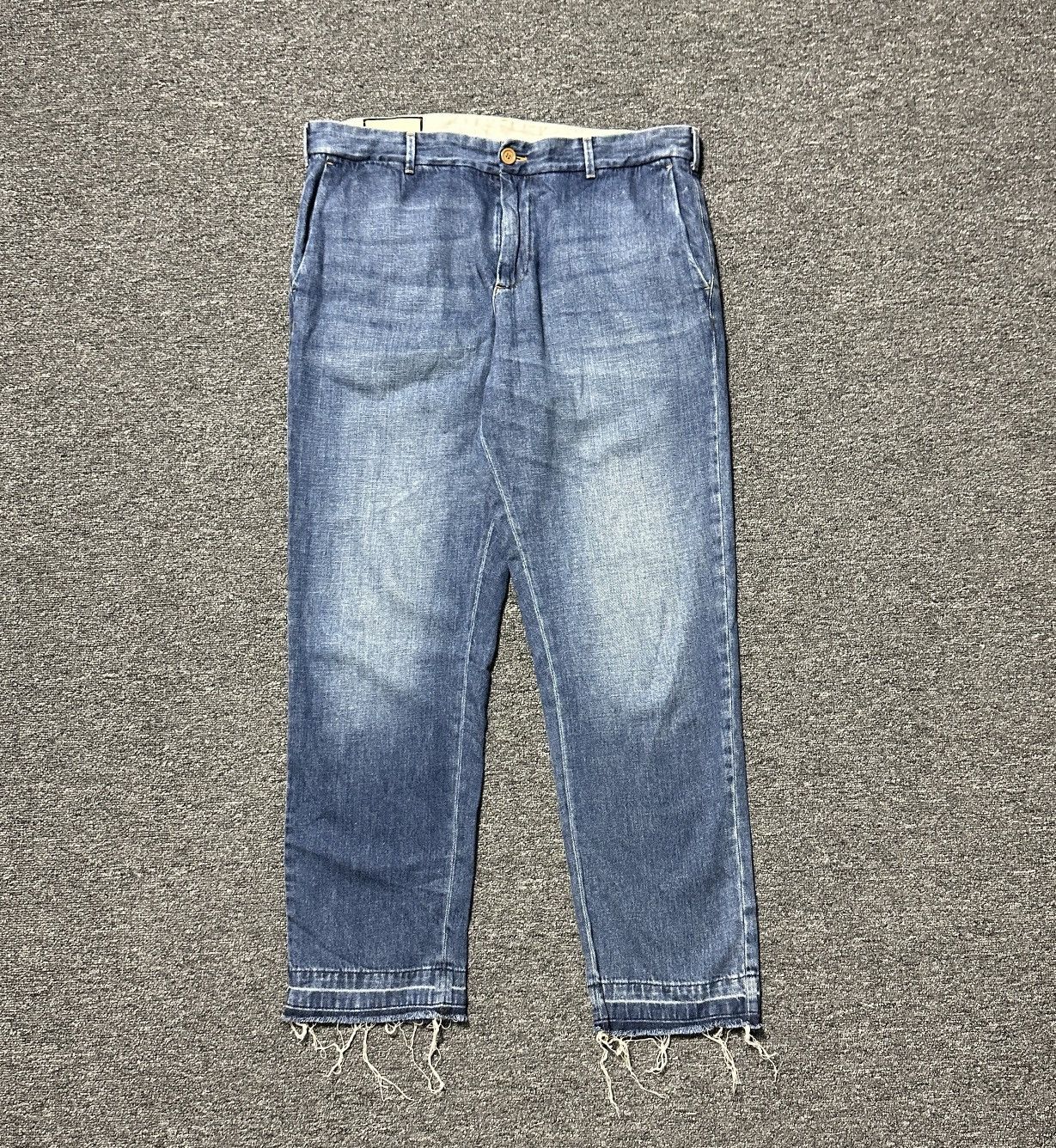 Gucci Gucci Logo Emboidered blue Jeans Size US 36 / EU 52 - 1 Thumbnail