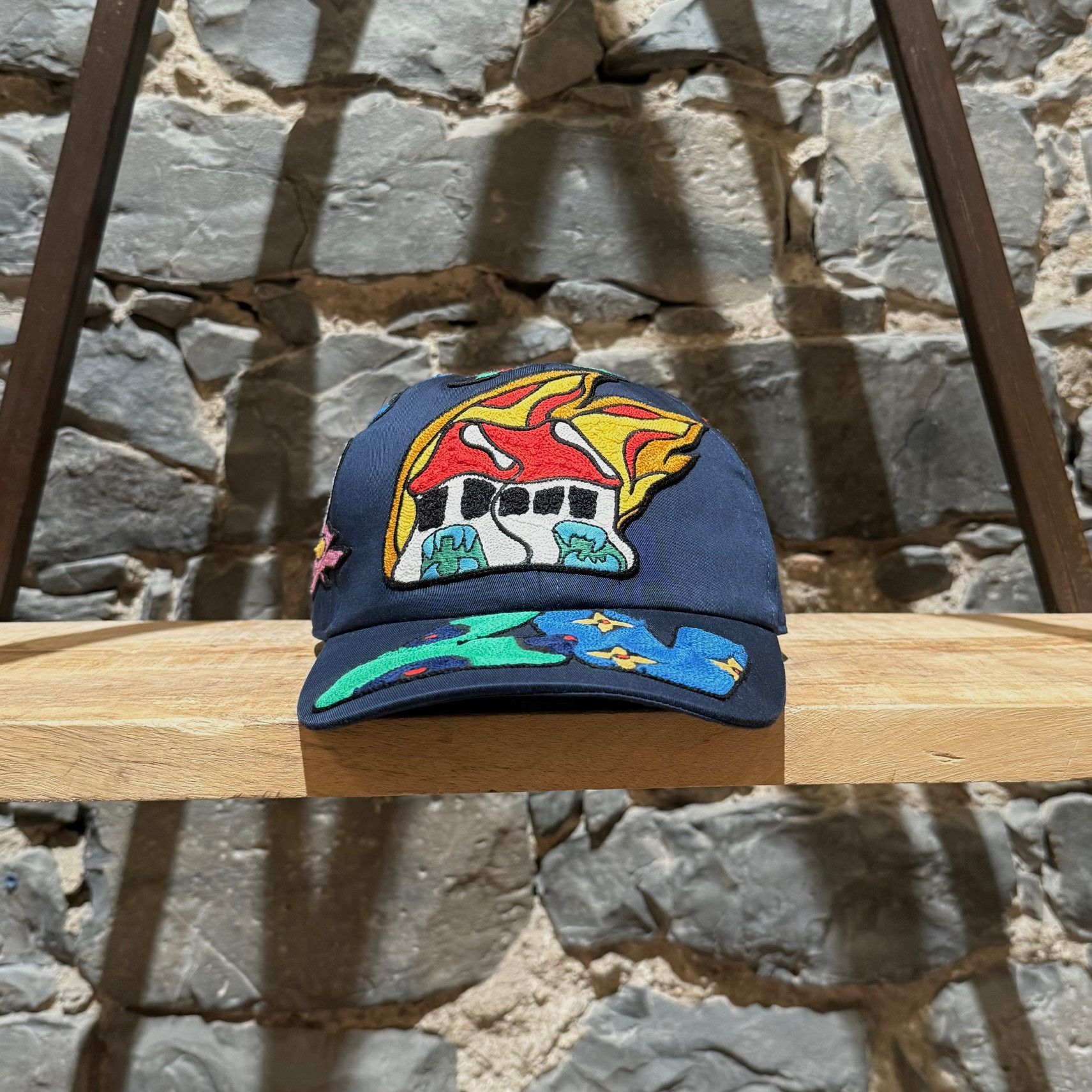 Louis Vuitton Louis Vuitton X Virgil Abloh Burning House Patch Embr. Cap Size ONE SIZE - 2 Thumbnail