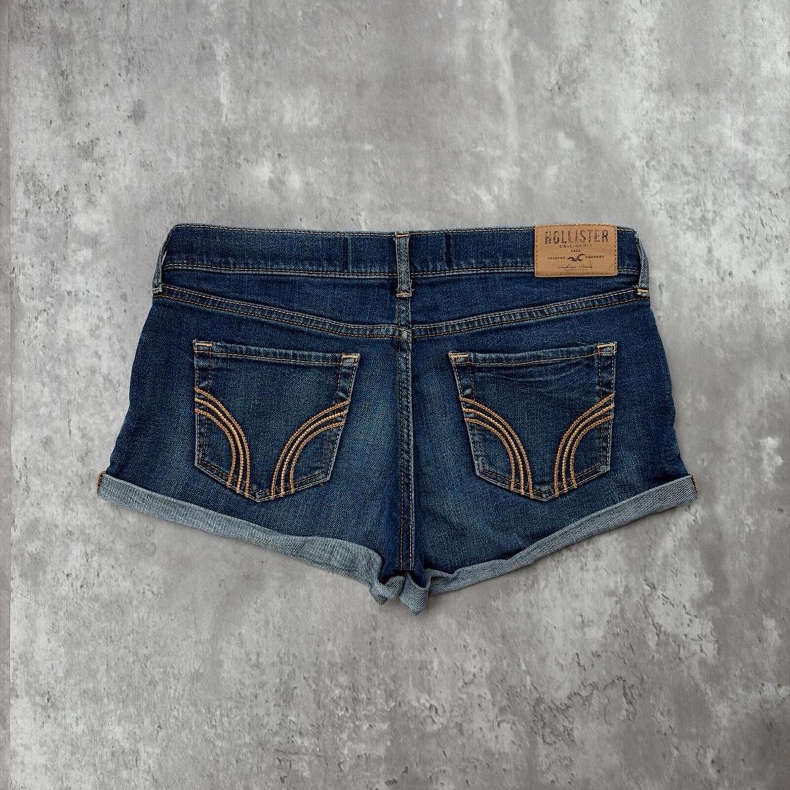 Other Y2K Dark Wash Hollister Surf Grunge Mini Denim Shorts Size 42" / US 20 - 1 Thumbnail