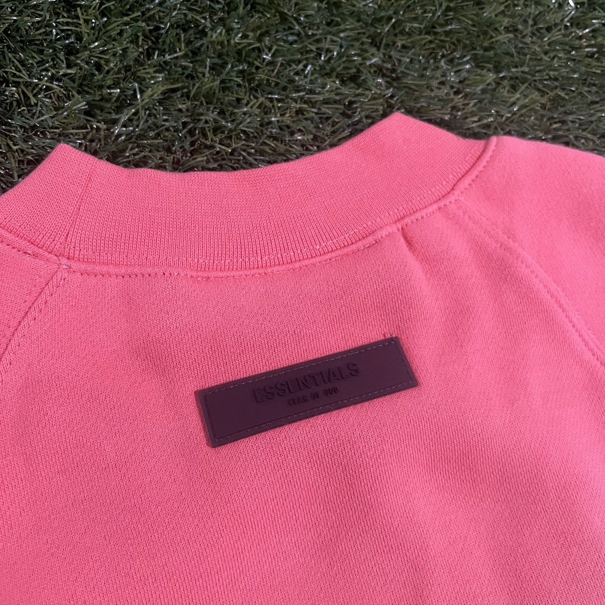 Essentials Fear Of God Essentials Coral CrewNeck Size XXS Size US XXS / EU 40 - 7 Thumbnail