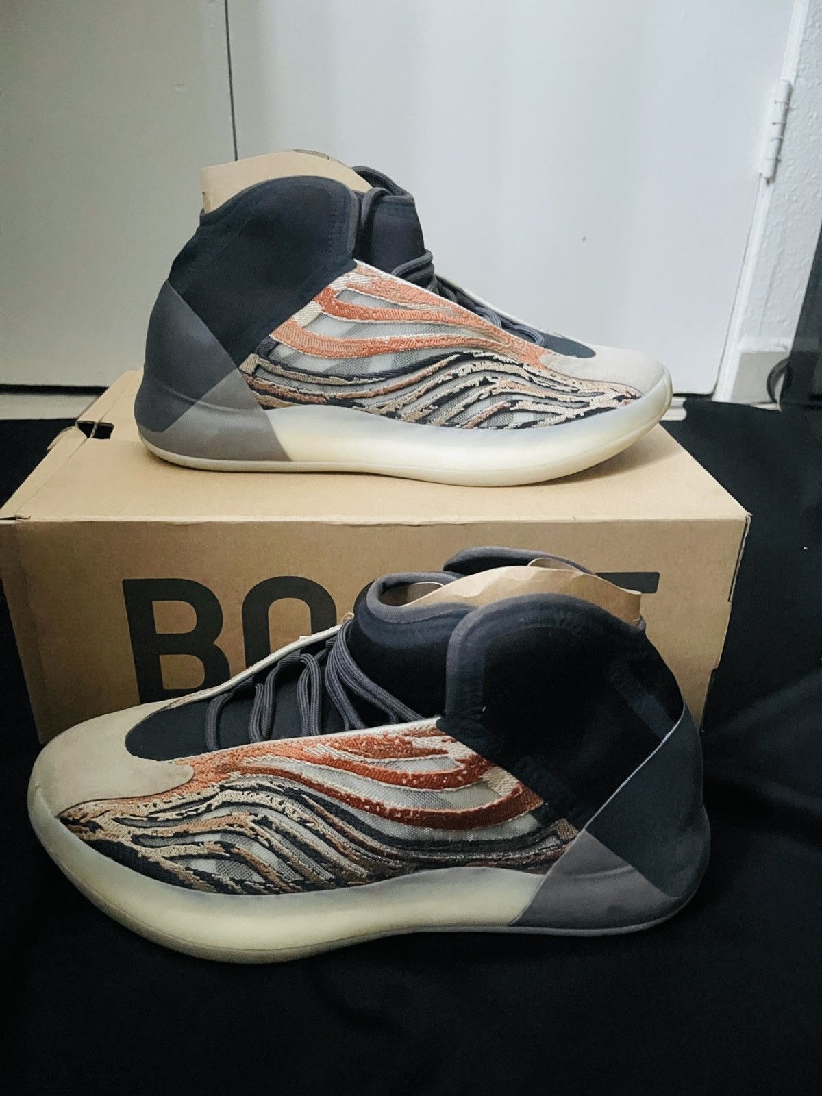 Nike adidas Yeezy QNTM Flash Orange Size US 12 / EU 45 - 1 Thumbnail