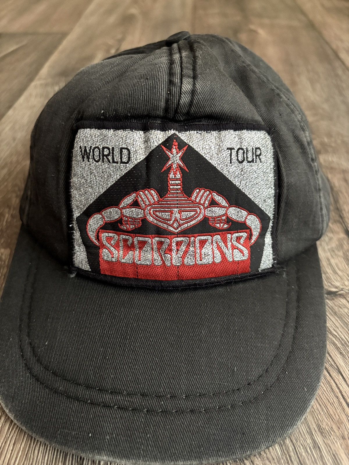 Designer Rare Vintage 1990s Scorpions World Tour Faded Cap Hat Size ONE SIZE - 2 Thumbnail