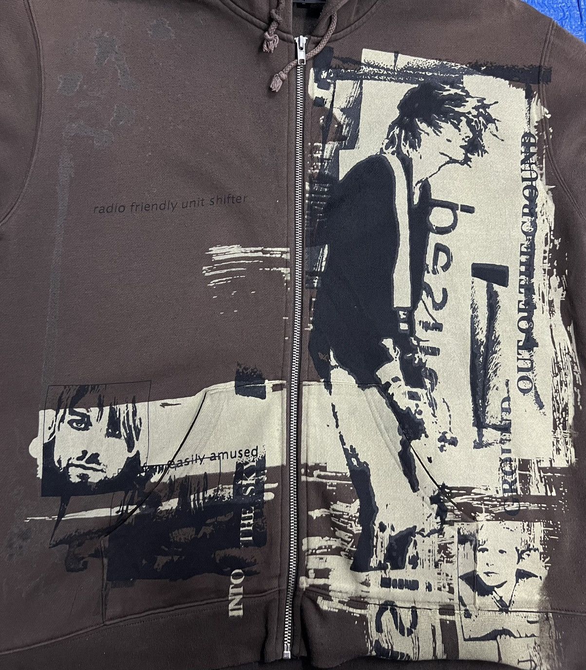 Nirvana VINTAGE KURT COBIN POLITIX RADIO FRIENDLY UNIT SHIFTER HOODI Size US L / EU 52-54 / 3 - 3 Thumbnail
