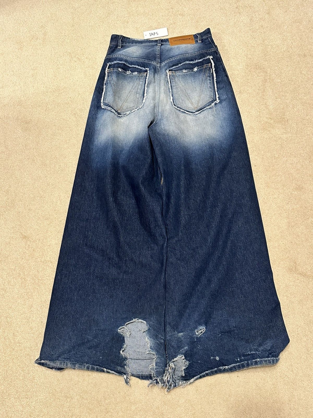 Vetements Vetements Patched Pocket Baggy Jeans Size US 29 - 2 Thumbnail