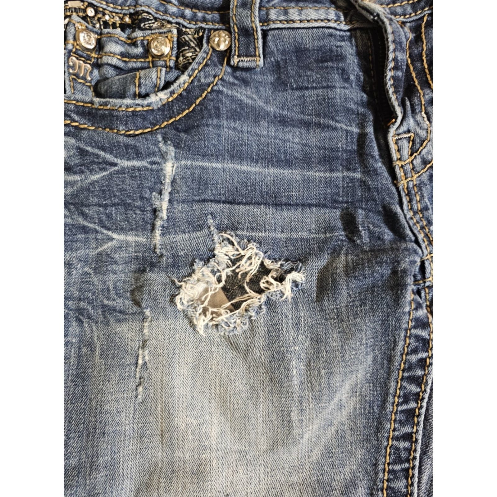 Miss Me VINTAGE? No — Miss Me Signature Skinny 27 Denim Jean Womens Sz 27x31 Bedazzled Design Med Wash Size 27" / US 4 / IT 40 - 7 Thumbnail