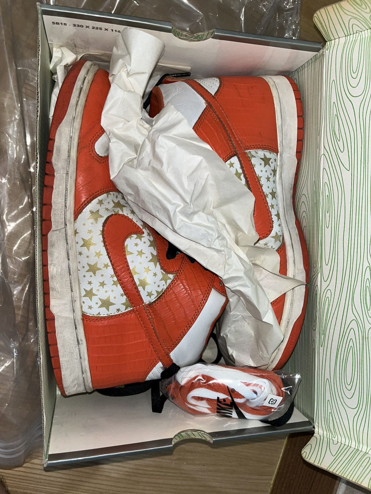 Nike × Supreme Supreme x Nike Dunk 2003 High Pro SB ‘Orange Stars’ SAMPLE Size US 10 / EU 43 - 2 Thumbnail