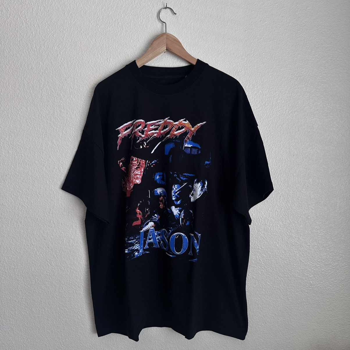 Sergio Calabasas Freddy Krueger vs Jason Voorhees Halloween shirt size XL Size US XL / EU 56 / 4 - 1 Thumbnail