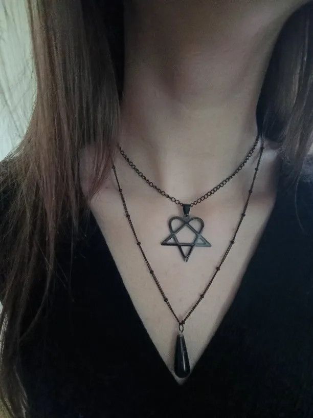Jewelry Goth Punk Heartagram Pendant Charms Necklace Size ONE SIZE - 1 Thumbnail
