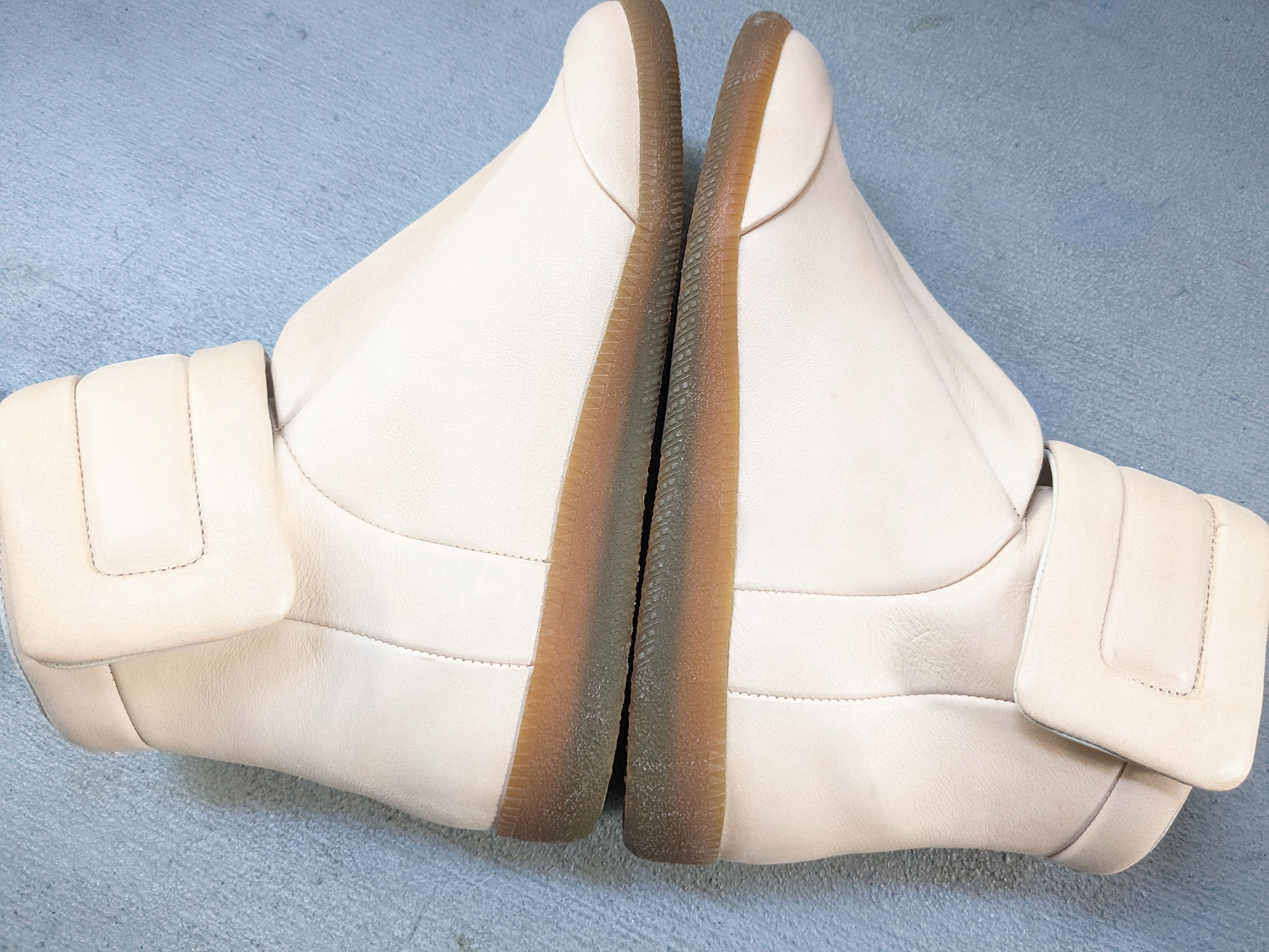 Maison Margiela Maison Margiela Future Beige 10 43 Leather High Tops Rare Size US 10 / EU 43 - 12 Thumbnail