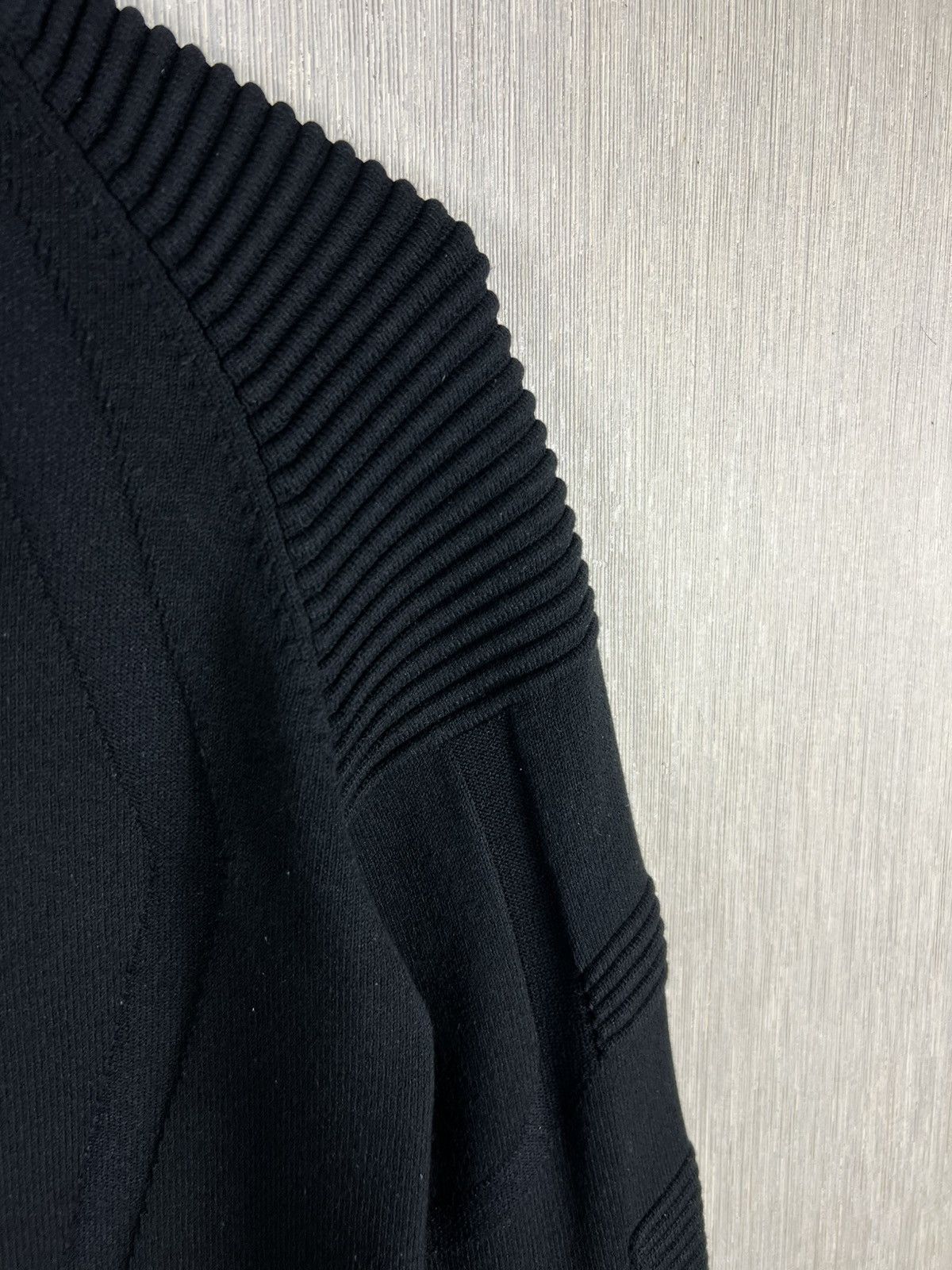Diesel Black Gold Diesel Black Gold rayon viscose armor ribbed sweater jumper Size US S / EU 44-46 / 1 - 9 Thumbnail