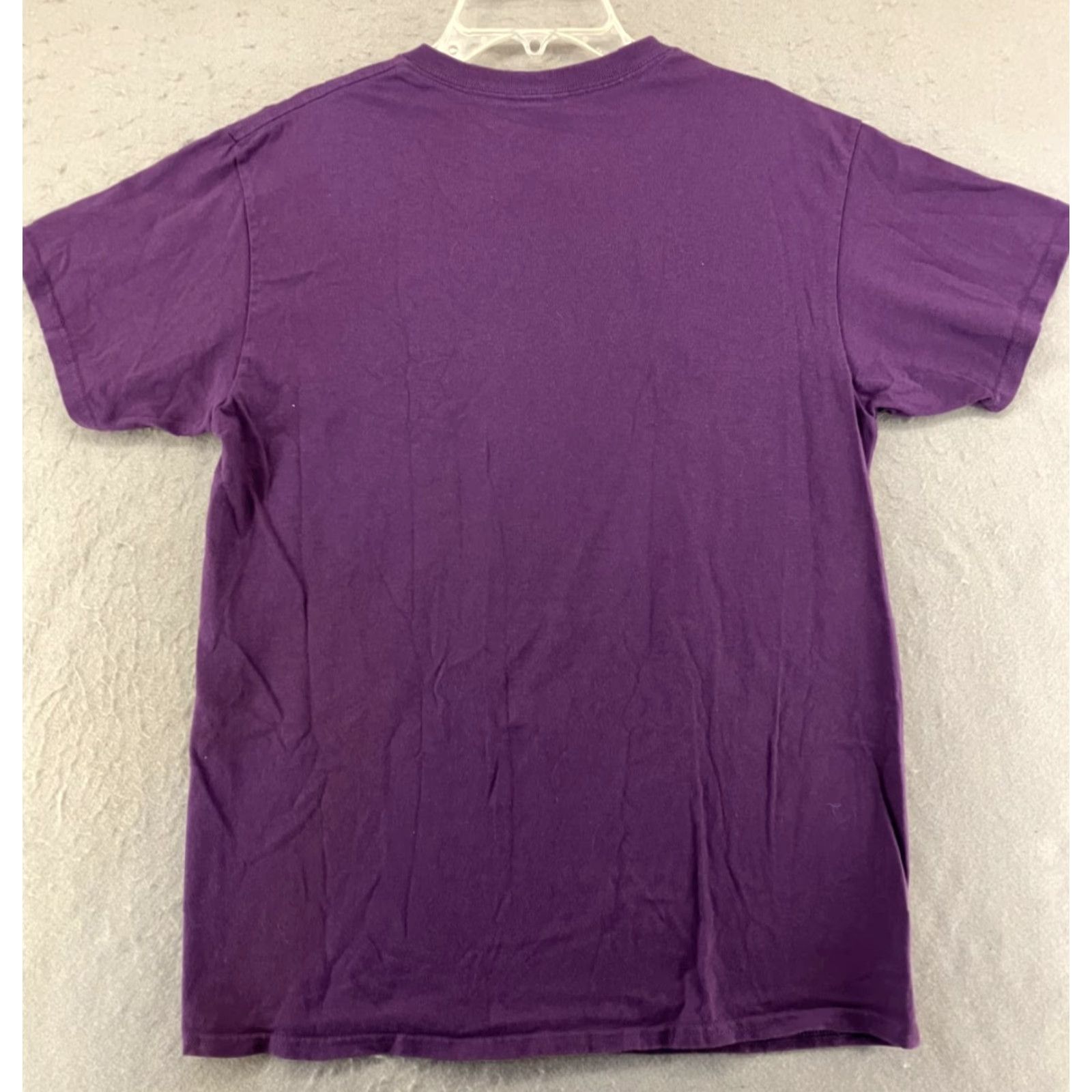 Disney Disney Hocus Pocus T-Shirt Womens Purple Short Sleeve 90s Halloween Movie Thackery Binx Size M / US 6-8 / IT 42-44 - 5 Thumbnail