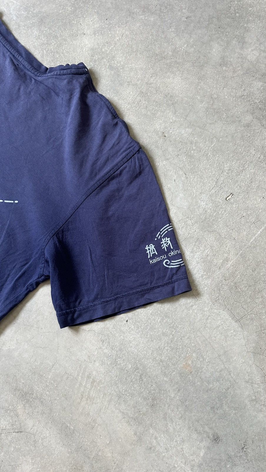 Japanese Brand VINTAGE KAISOU OKINAWA JAPAN MOTIF TEE Size US M / EU 48-50 / 2 - 8 Thumbnail