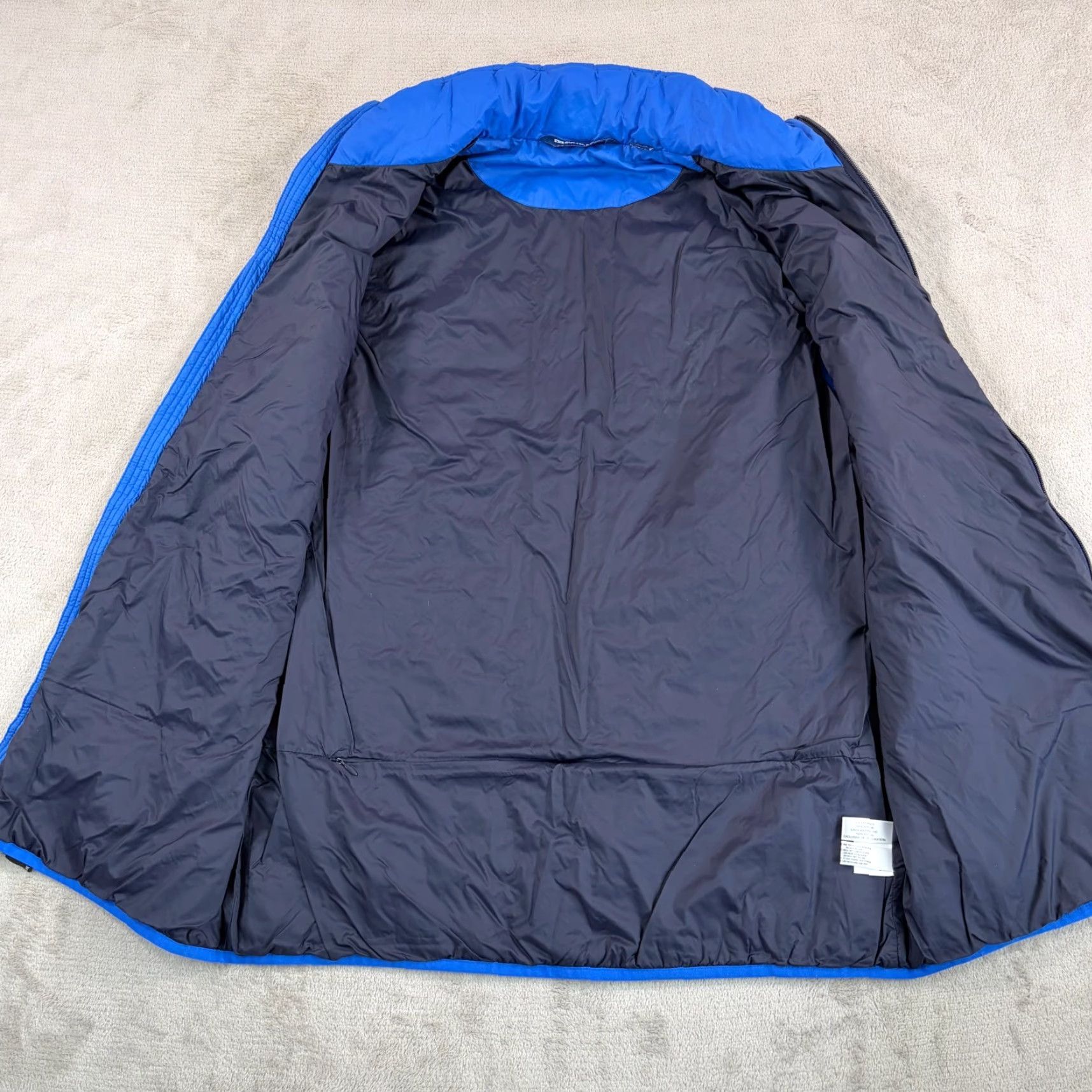 Cutter & Buck VINTAGE? No — Illinois University Cutter & Buck PrimaLoft Eco Insulated Puffer Vest Men LT Blue Solid Embroidered Logo Full Zip UPF? (Please) Size US L / EU 52-54 / 3 - 4 Thumbnail