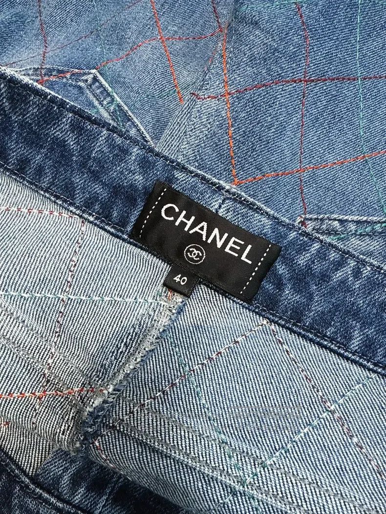 Chanel Chanel 17A Metropolitan Blue Diamond Plaid Narrow Leg Pant Size 26" / US 2 / IT 38 - 7 Thumbnail