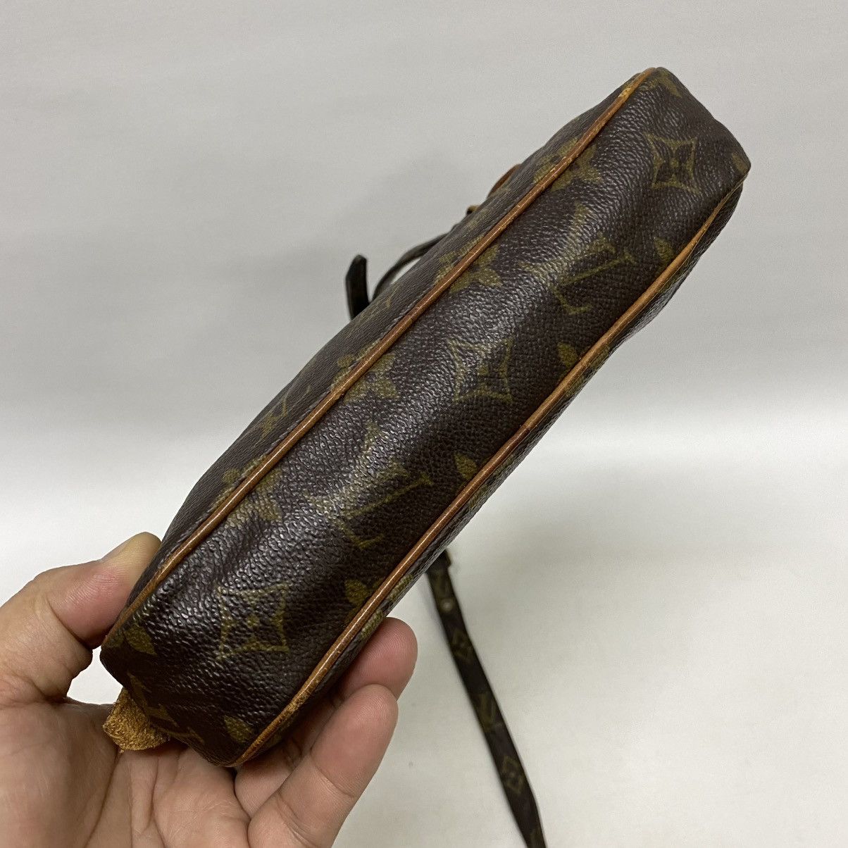 Louis Vuitton ‼️LASTDROP‼️ LOUIS VUITTON MARLYN BANDOULIERE CROSSBODY BAG Size ONE SIZE - 6 Thumbnail