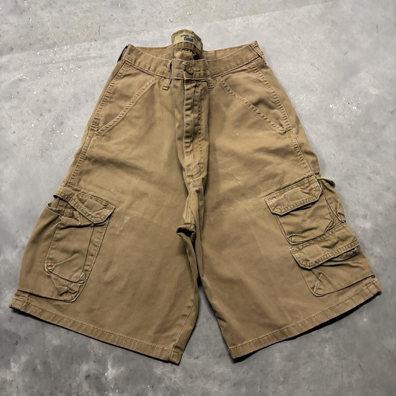 Japanese Brand × Vintage Crazy Vintage Y2K/2000s Baggy Khaki Brown Streetwear Skater Style Cargo Shorts! Size US 34 / EU 50 - 1 Thumbnail