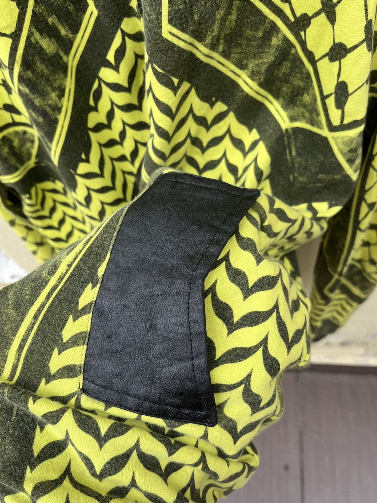 KTZ Ktz acid yellow/black hoodie Size US M / EU 48-50 / 2 - 6 Thumbnail