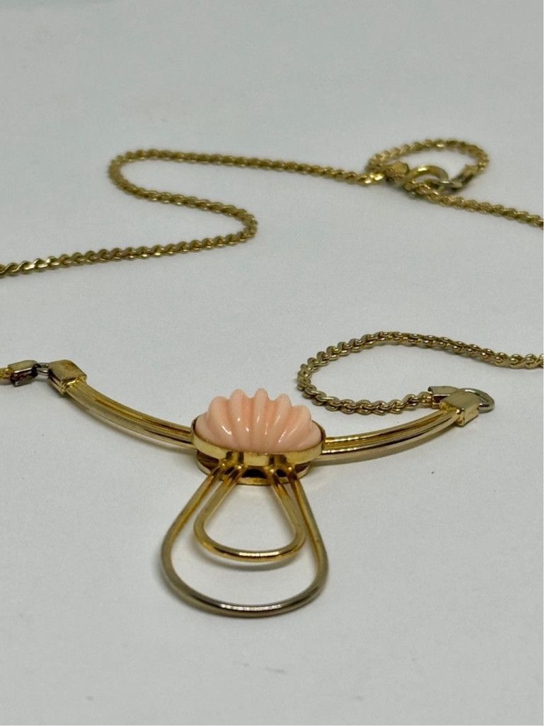 Other Vintage Celebrity NY Pink Lucite Necklace Size ONE SIZE - 8 Thumbnail