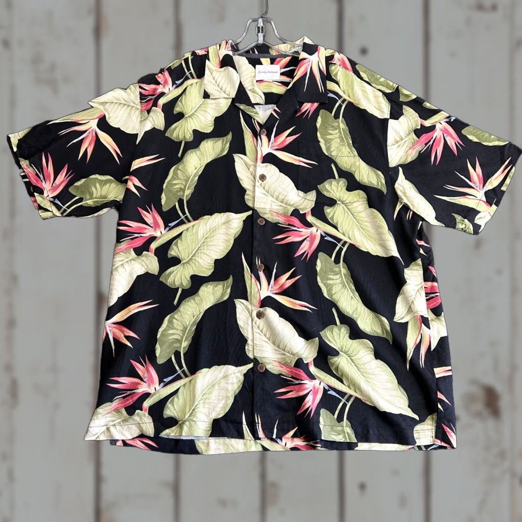 Tommy Bahama Tommy Bahama Silk Button-Up Shirt XL Hawaiian Bird of Paradise Black Size US XL / EU 56 / 4 - 1 Thumbnail