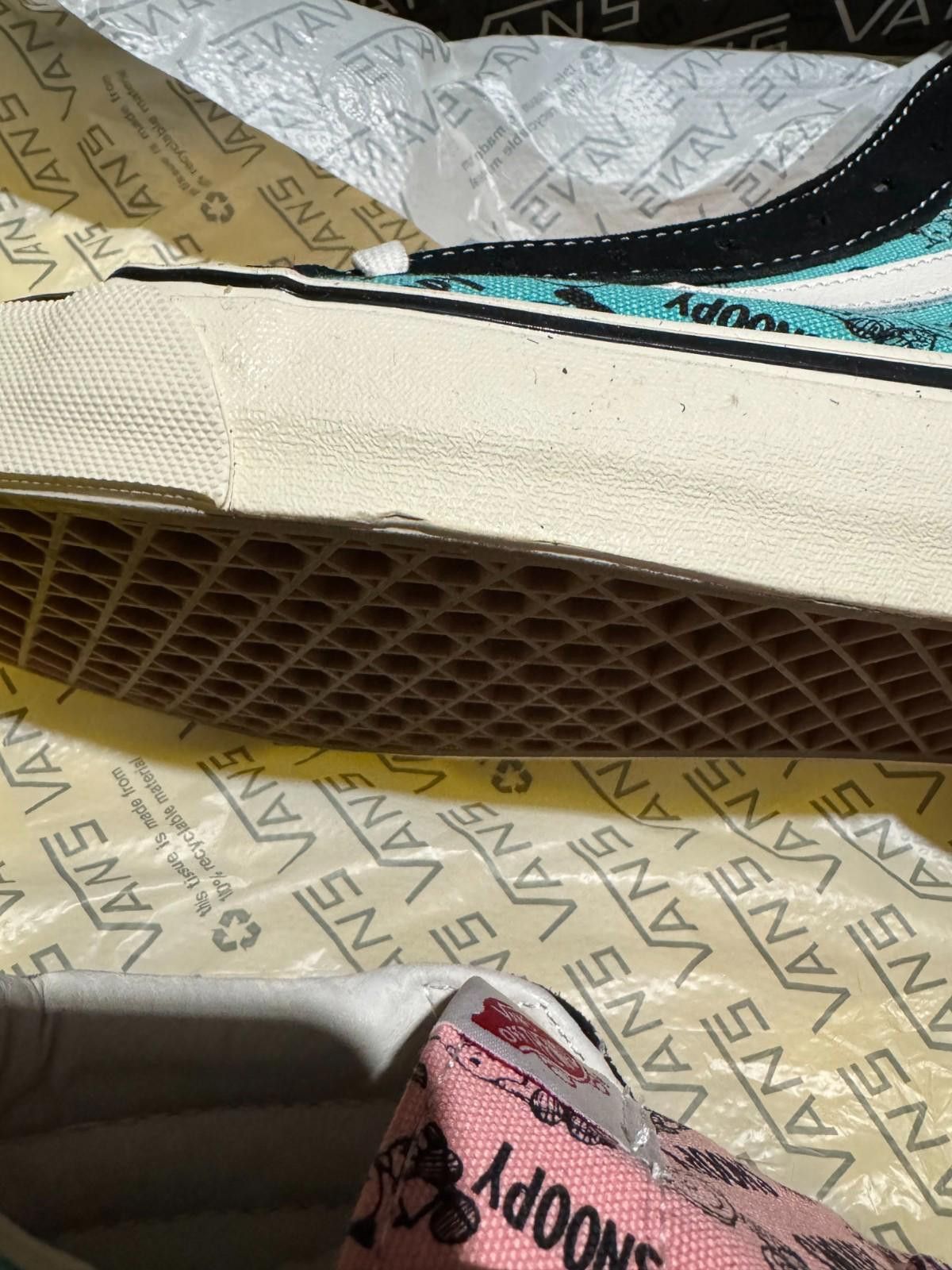 Vans Size 11.5 - Peanuts x Vans Vault OG Sk8 Hi Snoopy Size US 11.5 / EU 44-45 - 8 Thumbnail