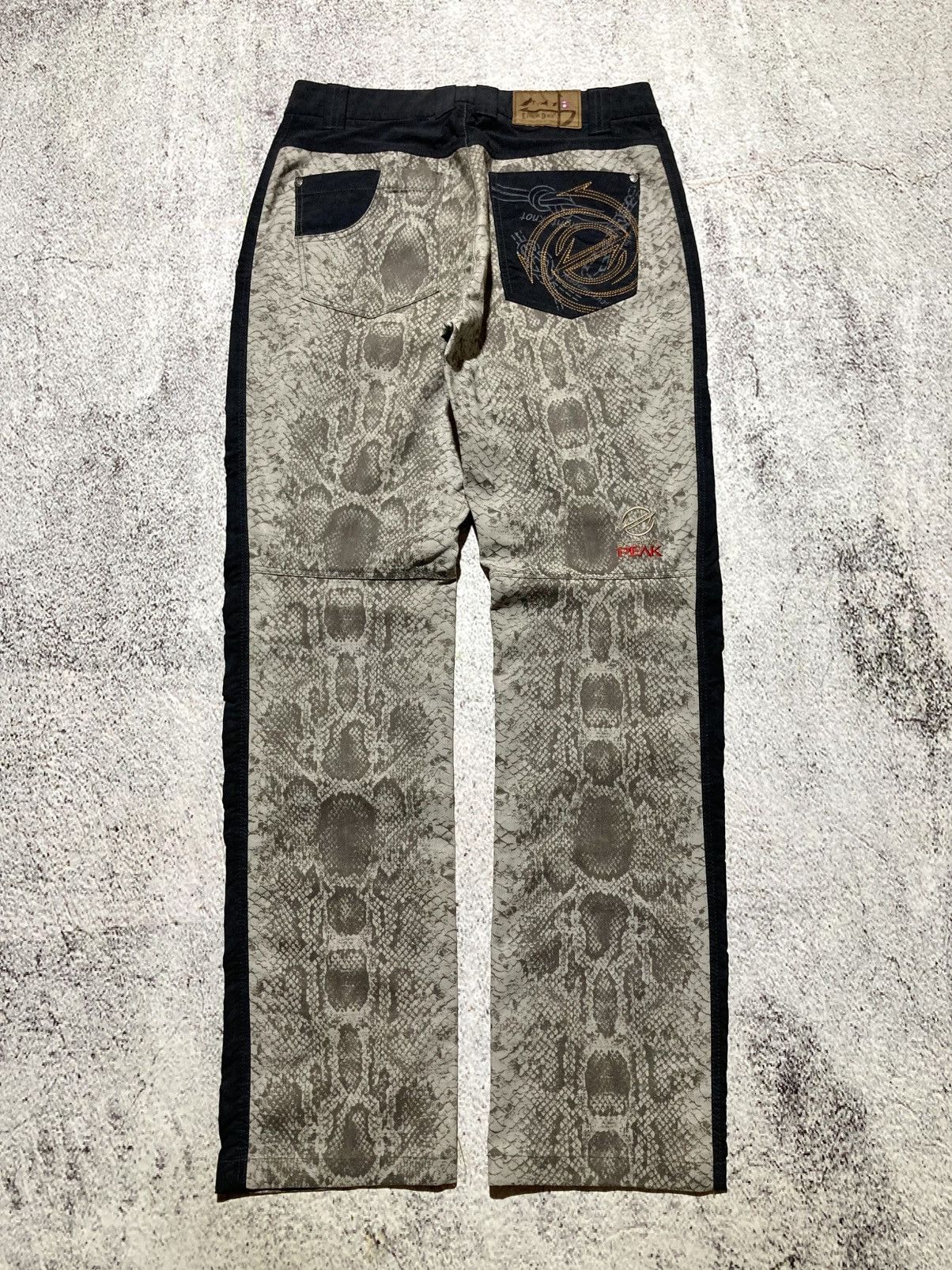Japanese Brand 2000s BlackYak Snake Skin Pattern Nylon Outdoor Pants Size US 27 - 13 Thumbnail