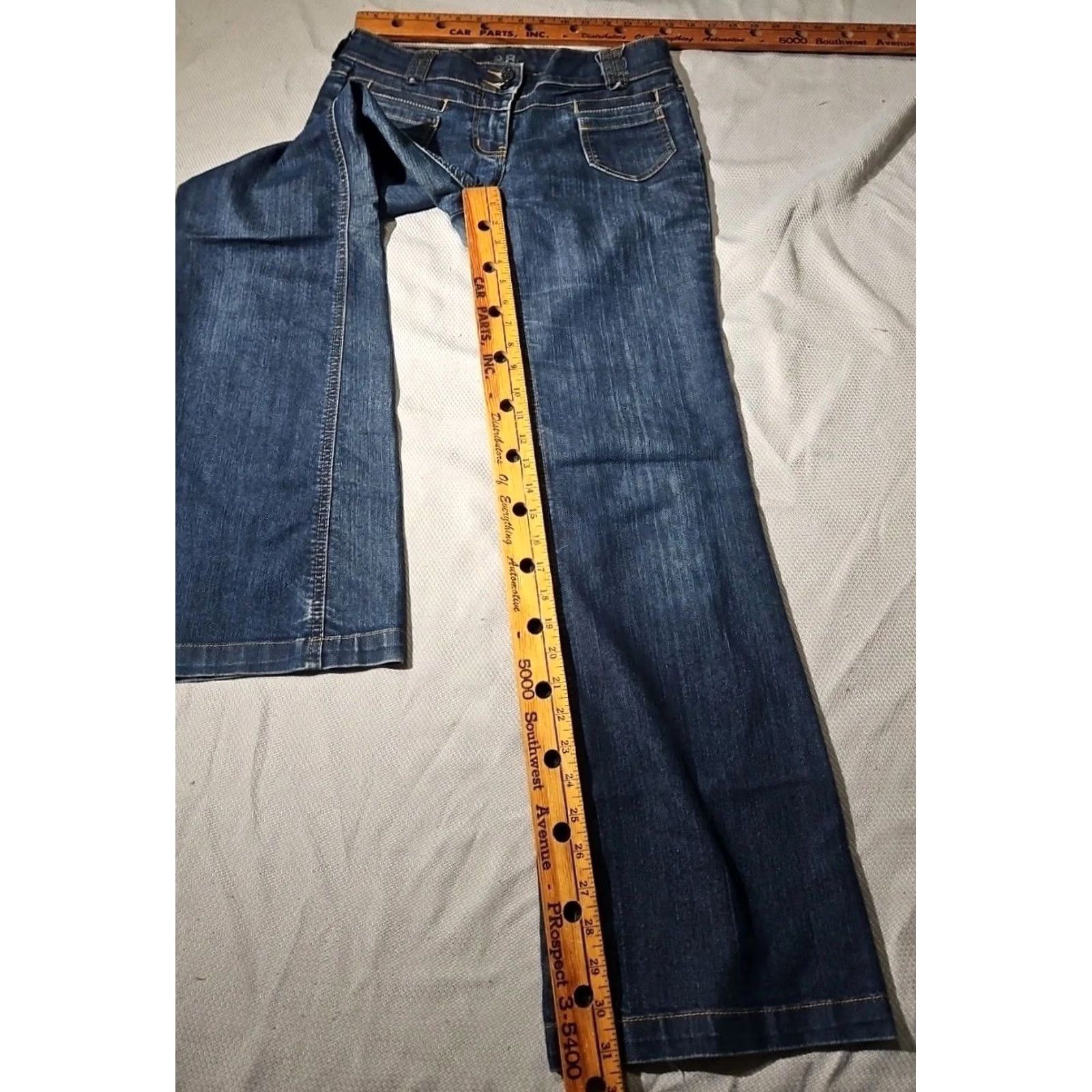 Vintage VINTAGE? No — New York & Company Jeans Womens Sz 4 Blue Flare Leg Mid Rise Stretch Denim Pants (Relaxed, 5-Pocket, Dark Wash) Mens? Womens? Size 27" / US 4 / IT 40 - 7 Thumbnail
