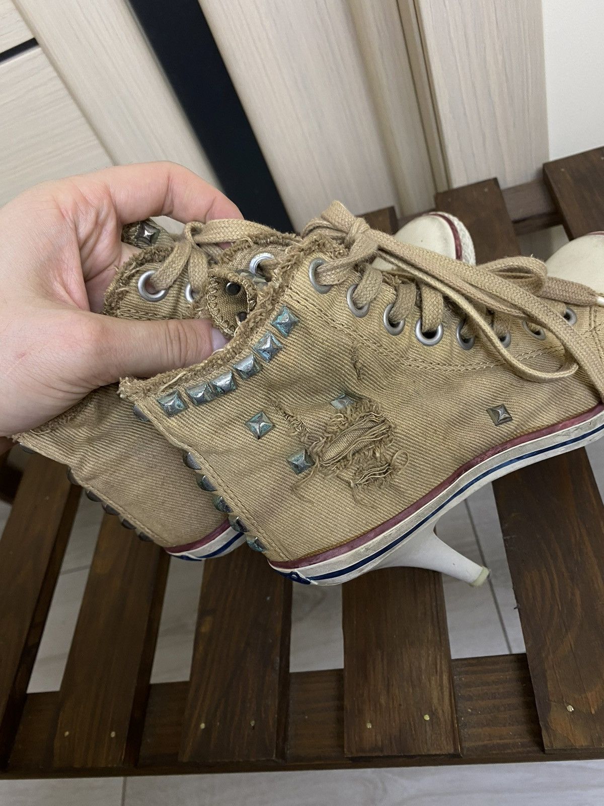 ASH Vintage Ash High studded Heels distressed Sneakers Trainers Size US 6 / IT 36 - 17 Thumbnail