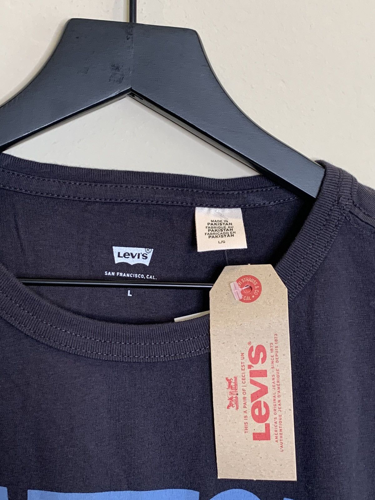 Levi's *RARE* New Levi’s Button Your Fly Graphic T-Shirt - Large Size US L / EU 52-54 / 3 - 6 Thumbnail