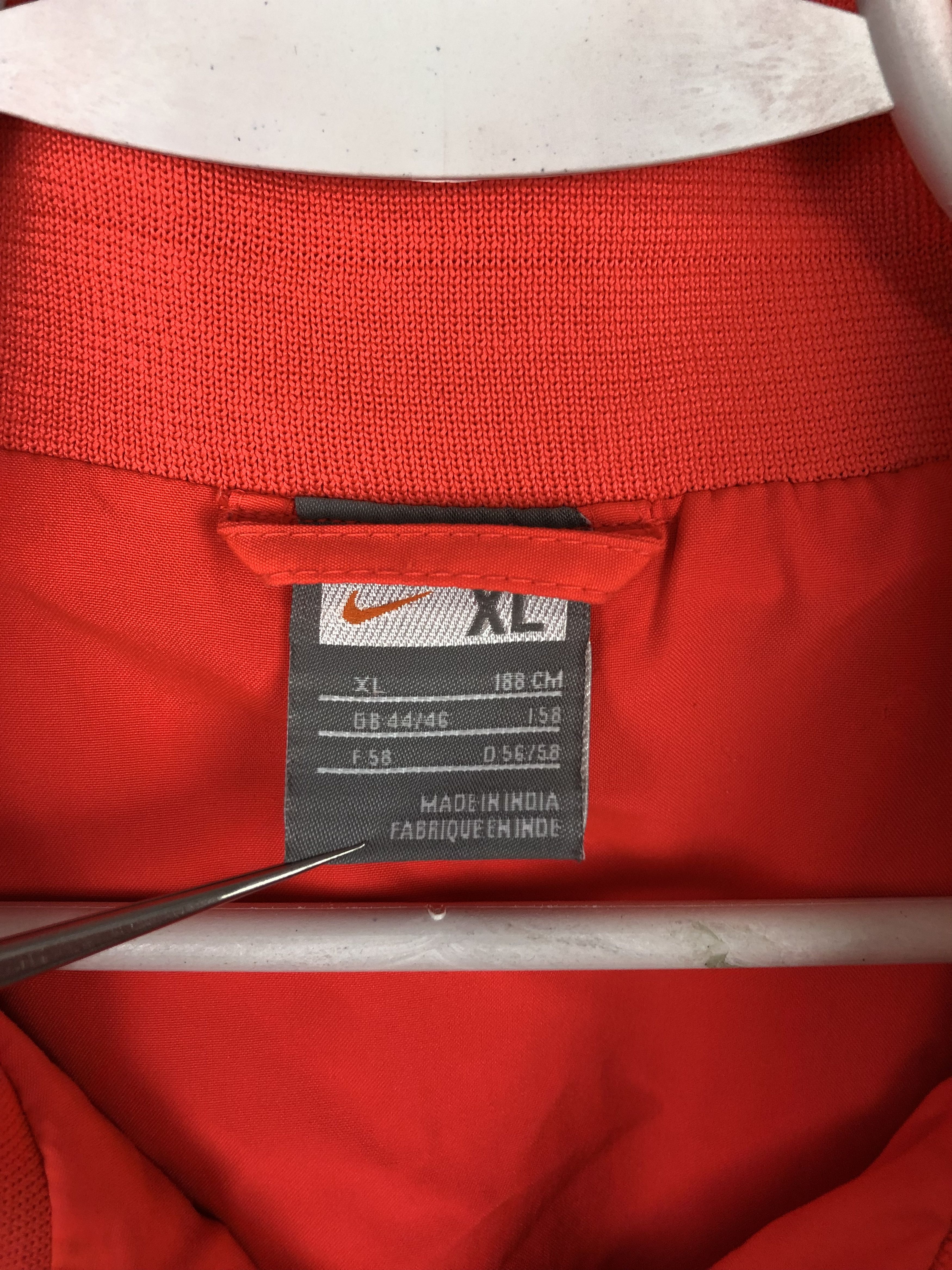 Nike Vintage Nike Barcelona Football Jacket Soccer Orange Track Size US XL / EU 56 / 4 - 5 Thumbnail