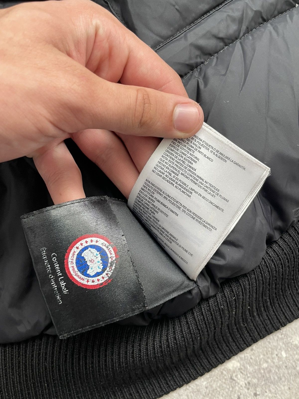 Canada Goose Canada Goose Chilliwack Bomber Fur Jacket Size US S / EU 44-46 / 1 - 21 Thumbnail