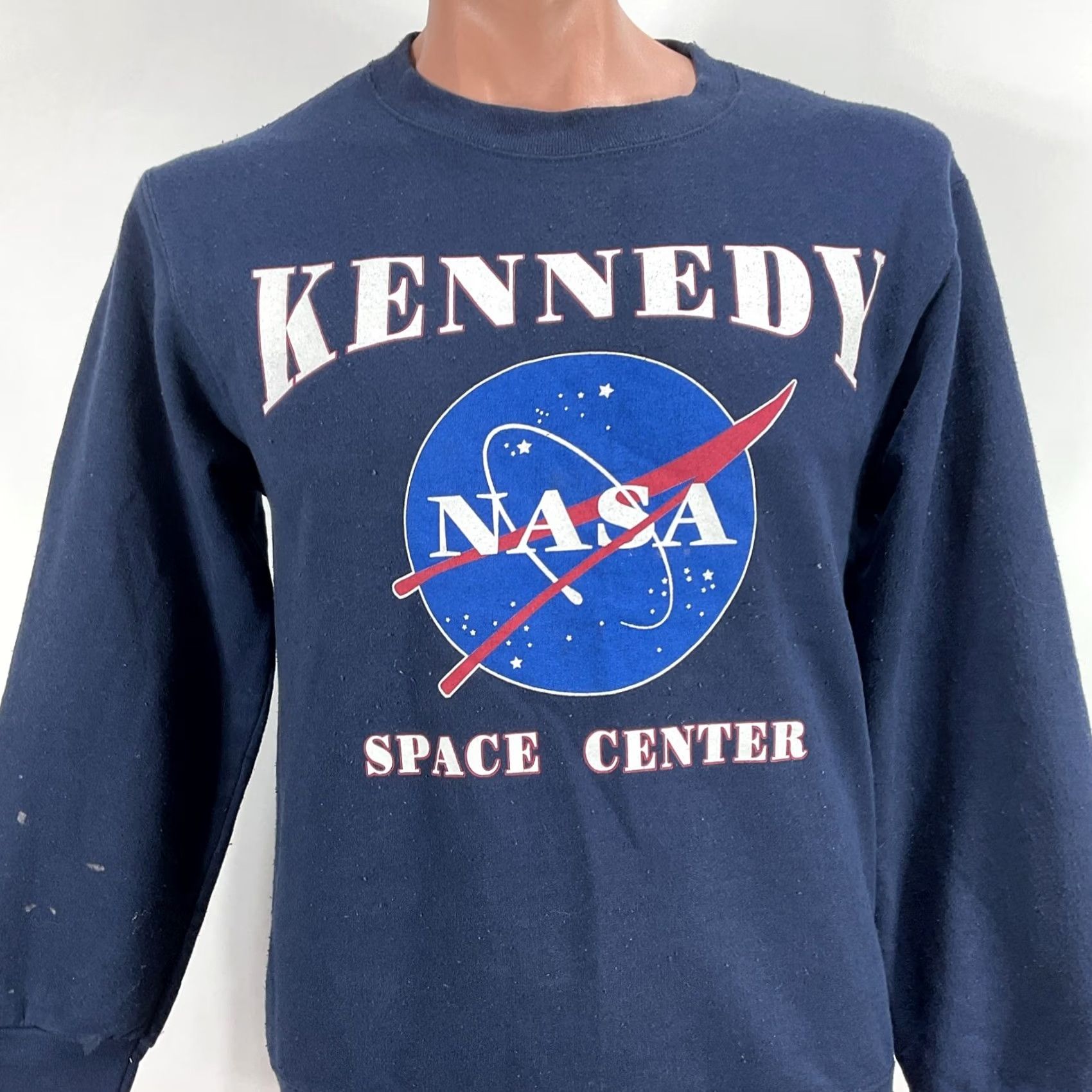 Fruit Of The Loom VINTAGE Nasa Kennedy Space Center Sweatshirt Sz Small 90s Size US S / EU 44-46 / 1 - 3 Thumbnail