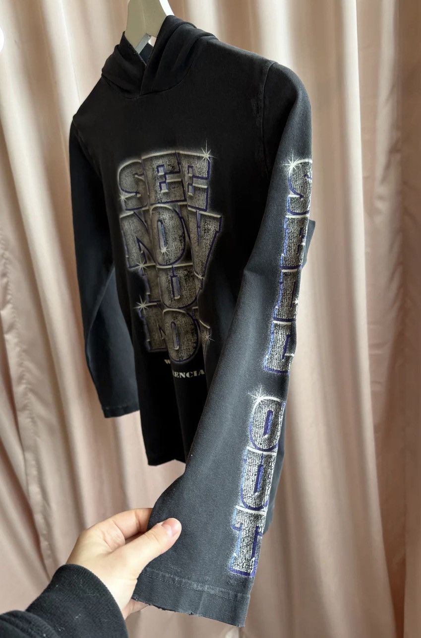 Balenciaga Balenciaga "See Now Buy Now" Hooded Long Sleeve T-Shirt (S) Size S / US 4 / IT 40 - 3 Thumbnail