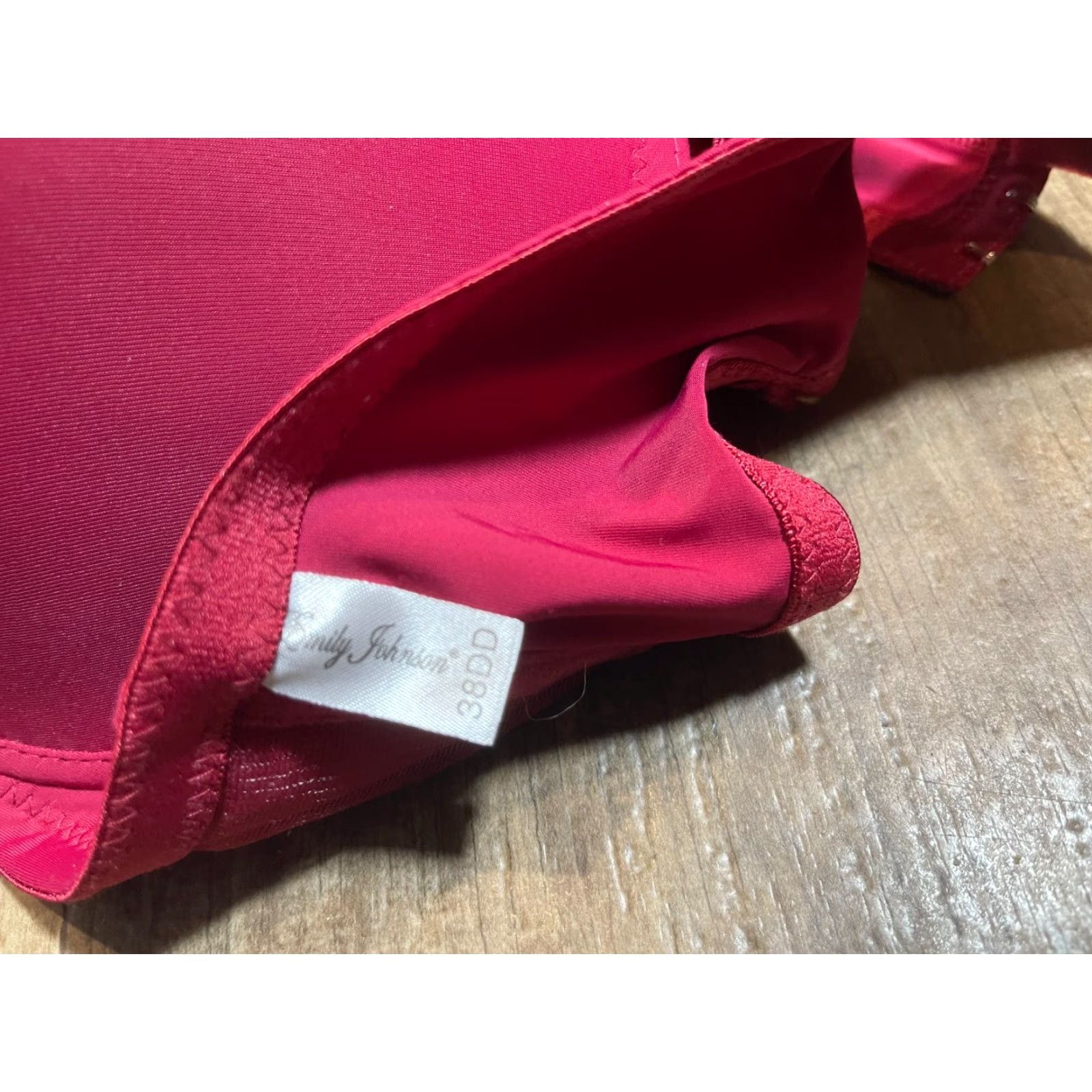 Vintage Emily Fashion Bra 38DD Underwire Padded Red Magenta Push Up Bra Womens DD Mens? Size ONE SIZE - 3 Thumbnail