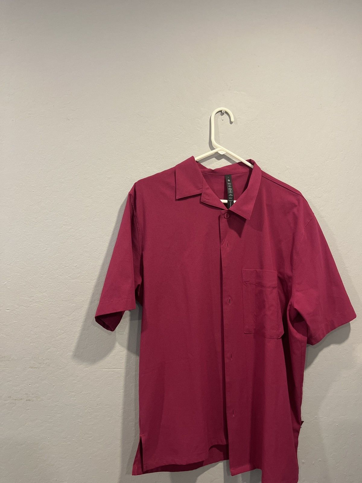 Lululemon Airing Easy Camp Collar Shirt - Wild Berry Size US L / EU 52-54 / 3 - 2 Thumbnail