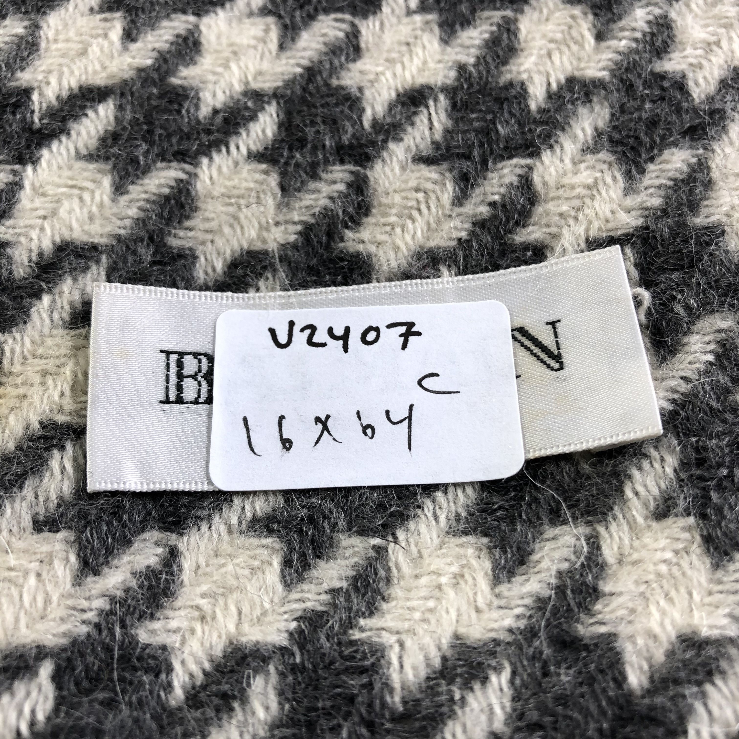 Pierre Balmain Balmain Houndstooth Cashmere Scarf Muffler Neckwear V2407 Size ONE SIZE - 13 Thumbnail
