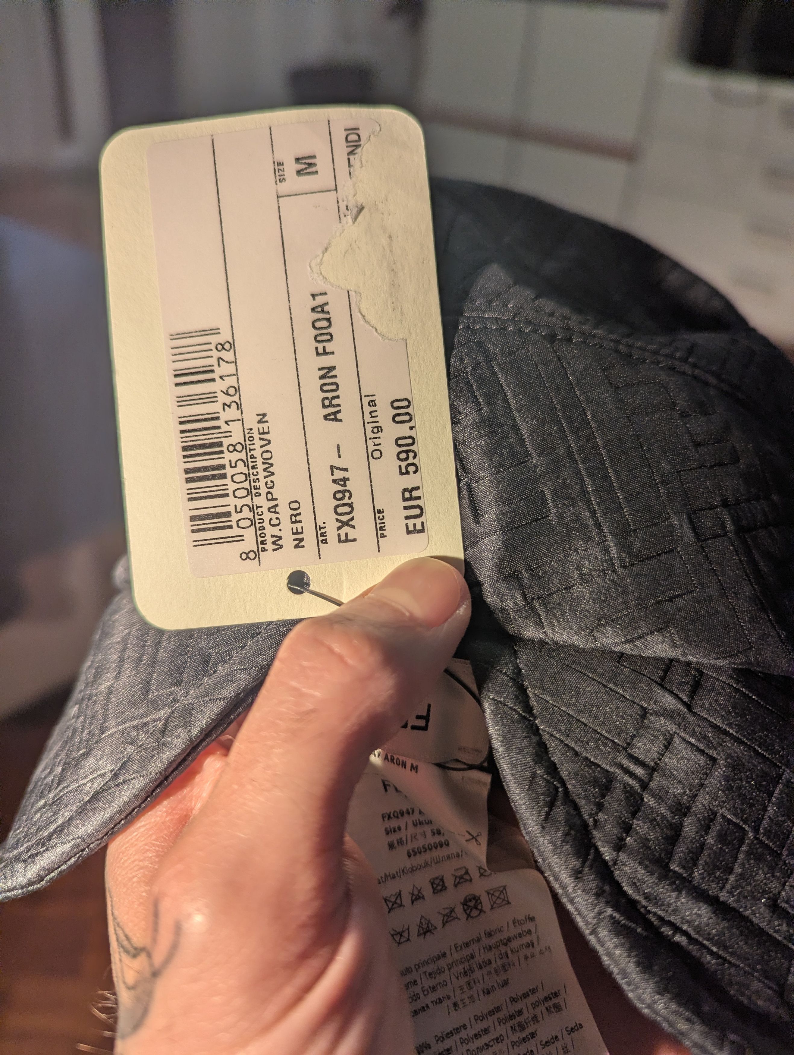 Fendi Bucket Hat "ARON" Size ONE SIZE - 4 Thumbnail