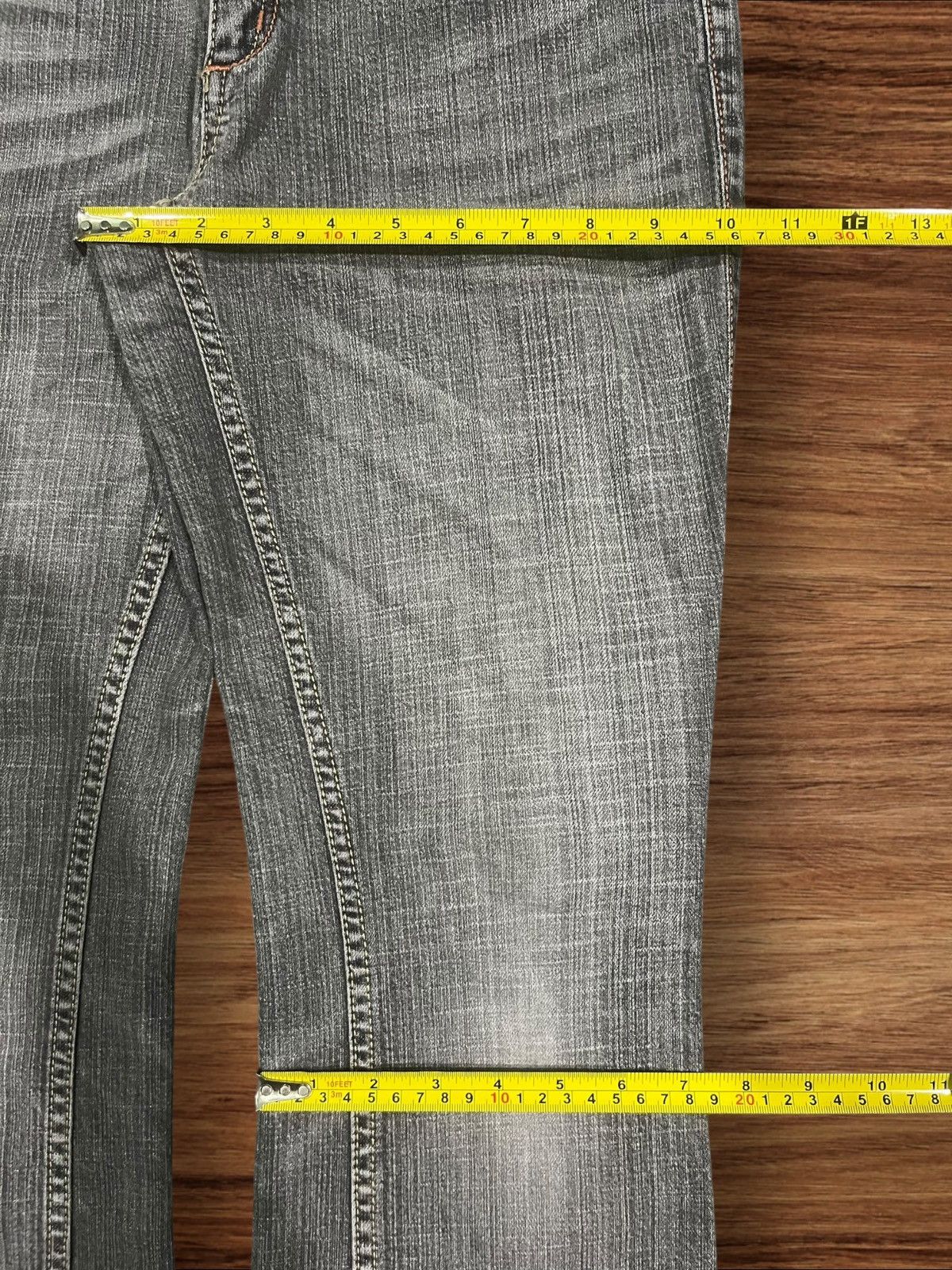 Japanese Brand × Le Grande Bleu (L.G.B.) Vintage Japanese Brand Grey Washed Distressed Flare Jeans Size 28" / US 6 / IT 42 - 13 Thumbnail