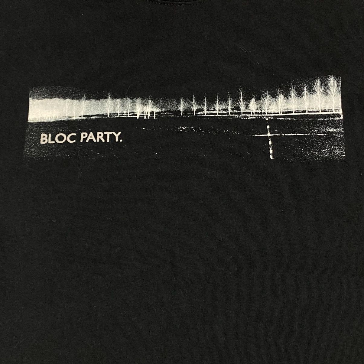 Band Tees Bloc party. alternative rock band Size US M / EU 48-50 / 2 - 2 Thumbnail