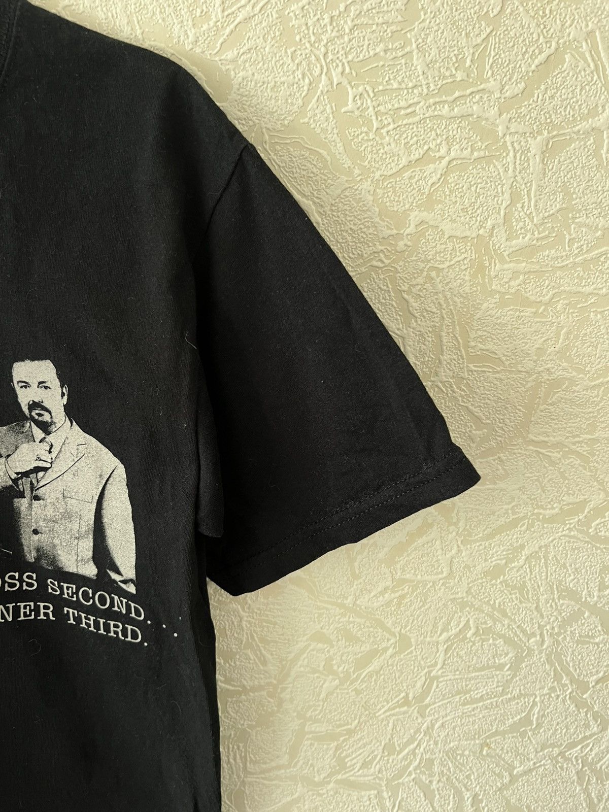 Vintage Rare Vintage The Office tee shirt I am a friend first hype Size US S / EU 44-46 / 1 - 10 Thumbnail
