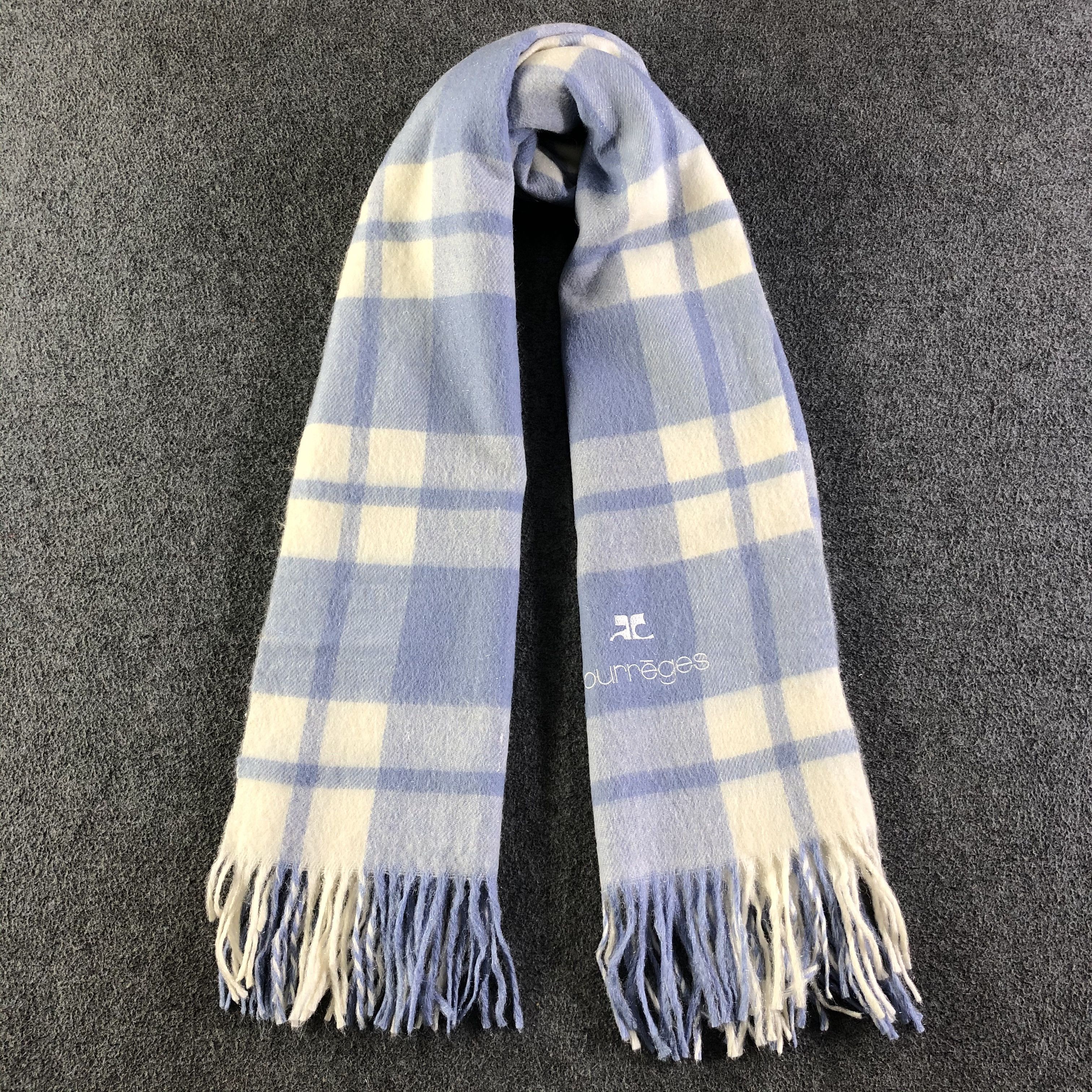 Courreges Courreges Scarf / Muffler / Neckwear Size ONE SIZE - 1 Thumbnail