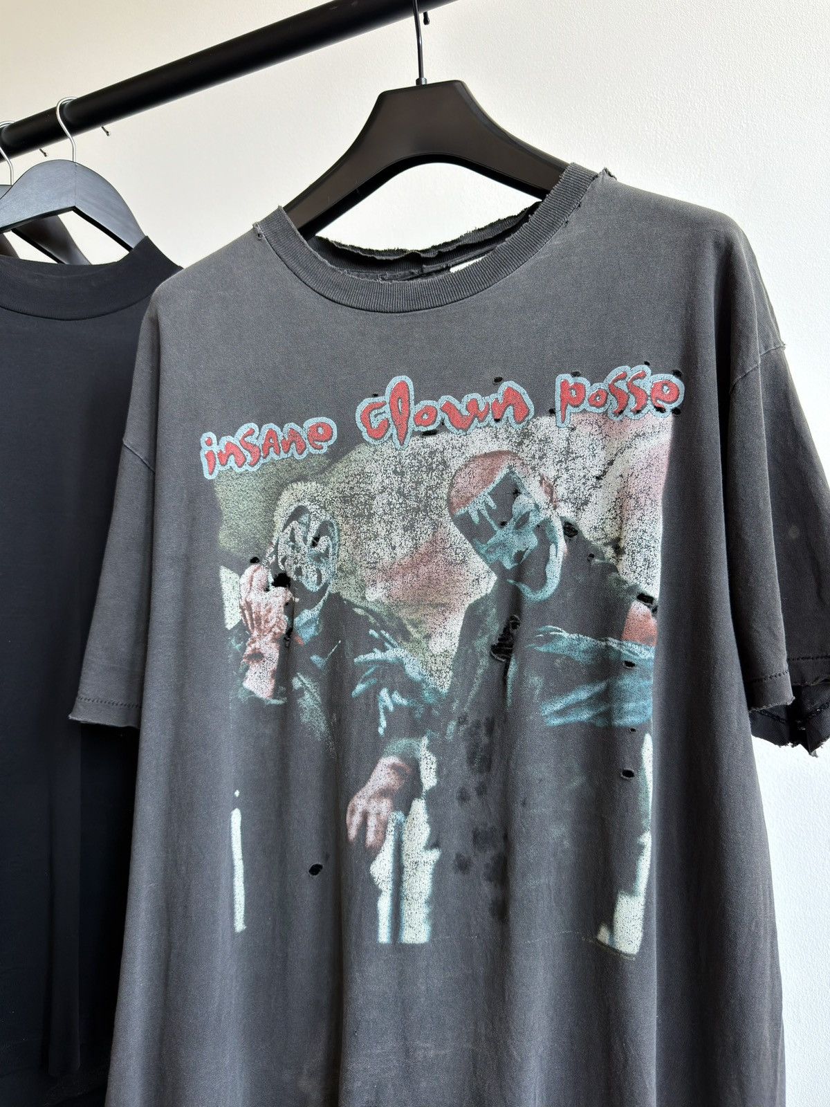 Band Tees Vintage 90s Thrashed Insane Clown Posse Faded Erd Band Tee Size US XL / EU 56 / 4 - 1 Thumbnail
