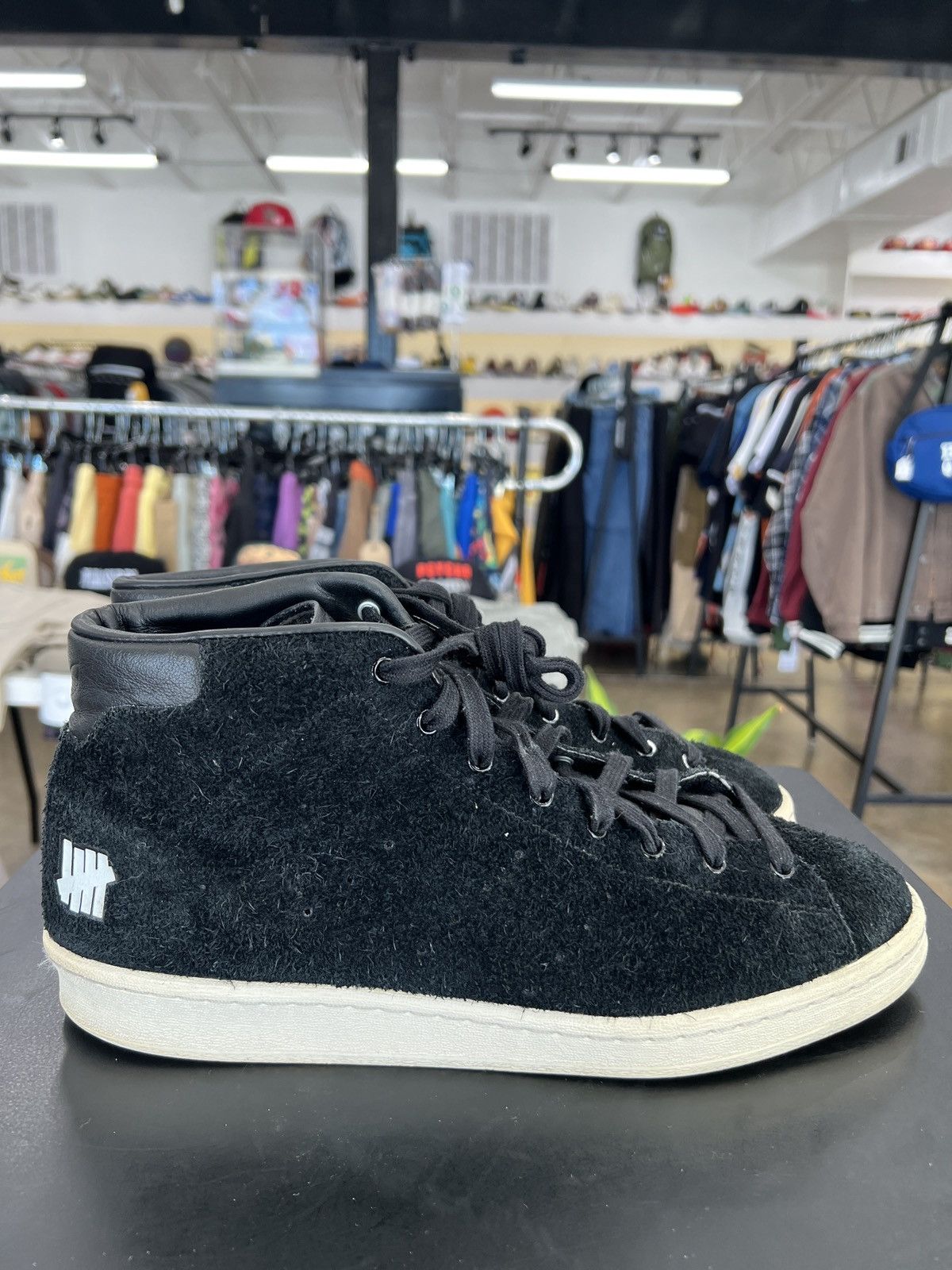 Adidas × Neighborhood × Undefeated Adidas Official Mid 80s Neighborhood x Undefeated Sz. 11.5 Size US 11.5 / EU 44-45 - 6 Thumbnail