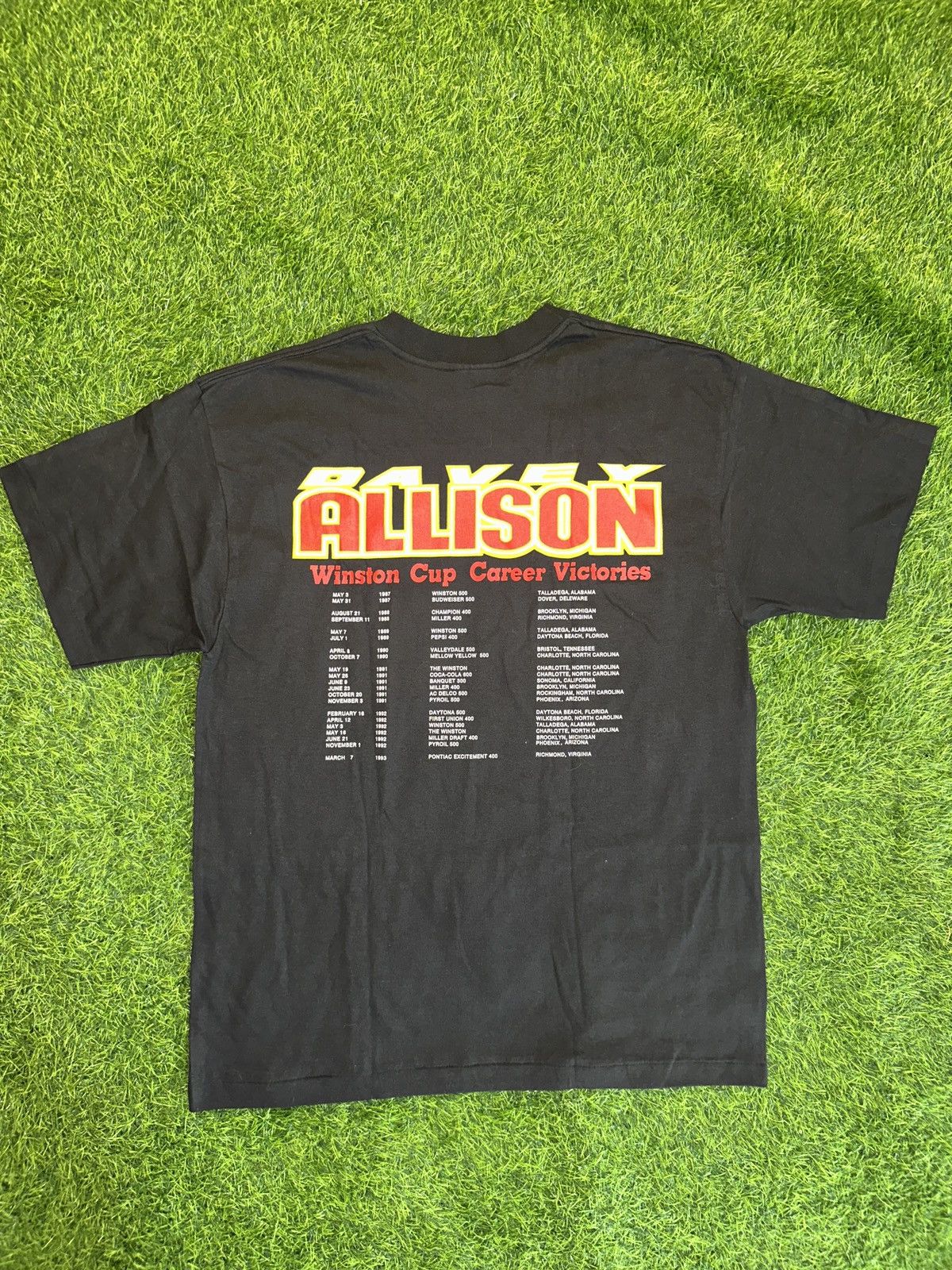 Vintage Vintage 1993 Davey Allison in memory tee shirt size Large Size US L / EU 52-54 / 3 - 2 Thumbnail